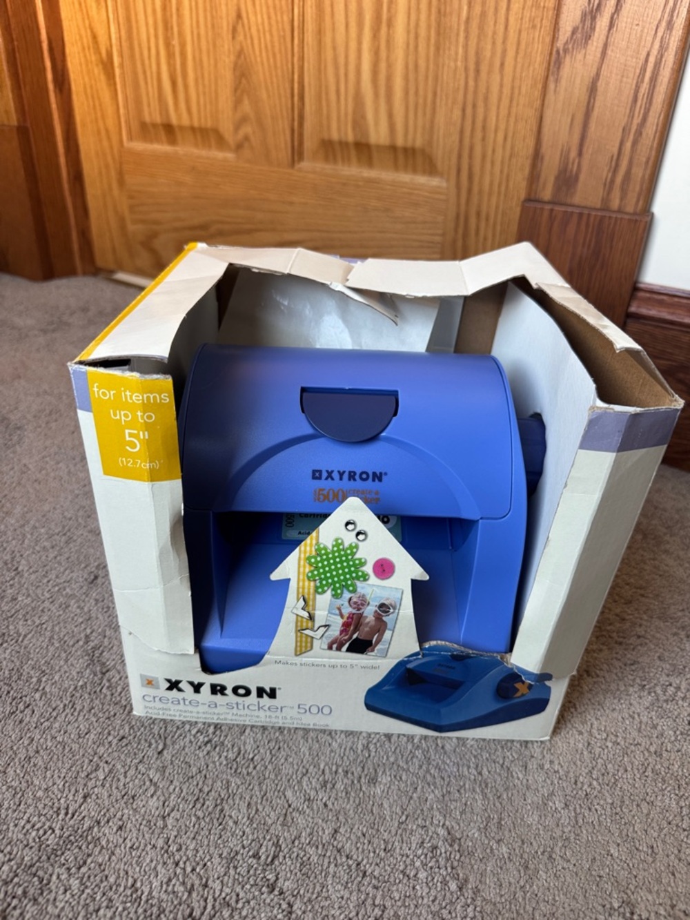 Xyron Create-A-Sticker 500 Machine Adhesive Sticker Maker Craft Tool In Box